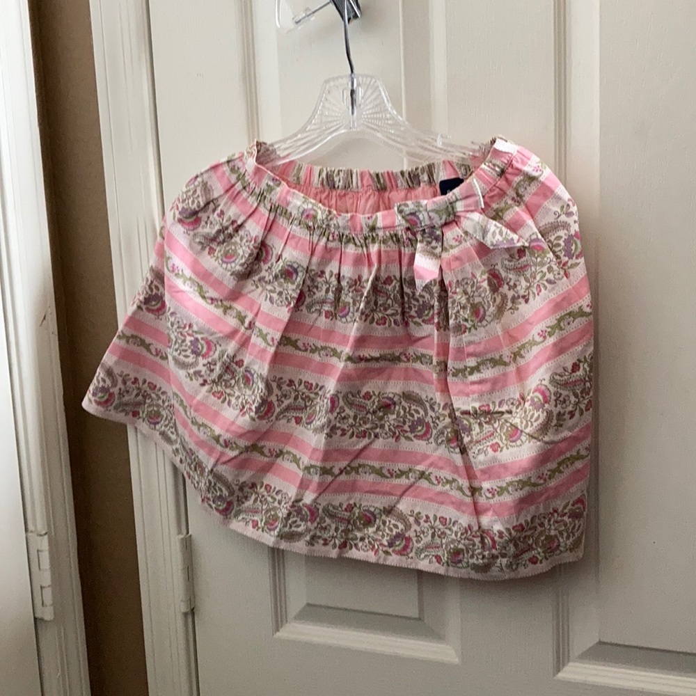 FINAL MARKDOWN Girls gap skirt 7